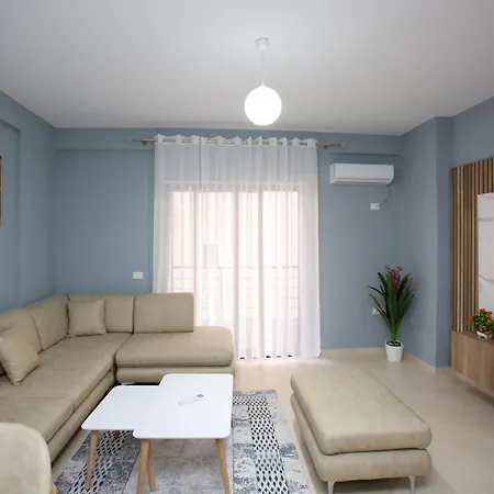 Lion Fountain 1 * Wlora